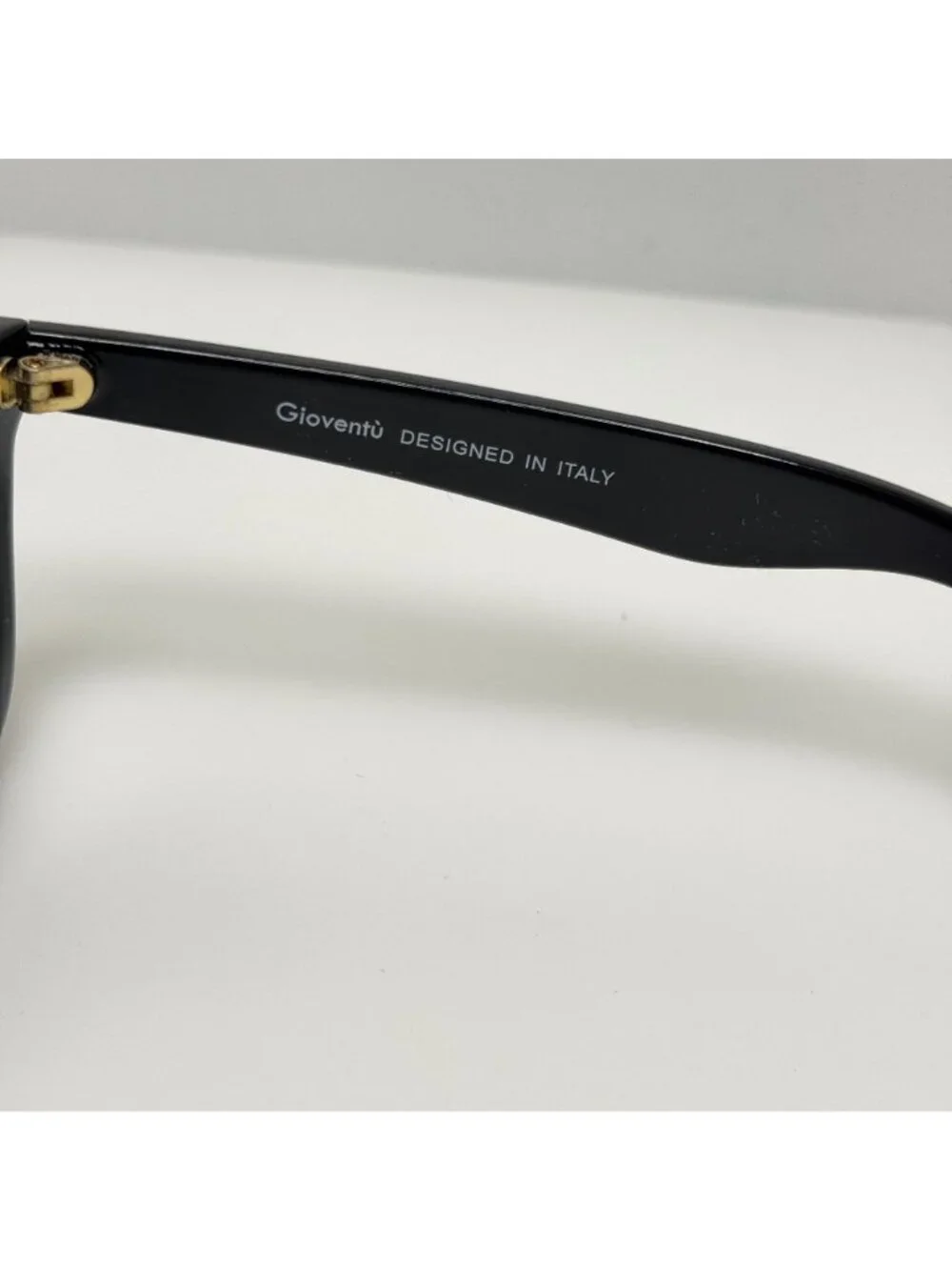 Gioventu Sunglasses DE545 Black Polarized 50-23-142